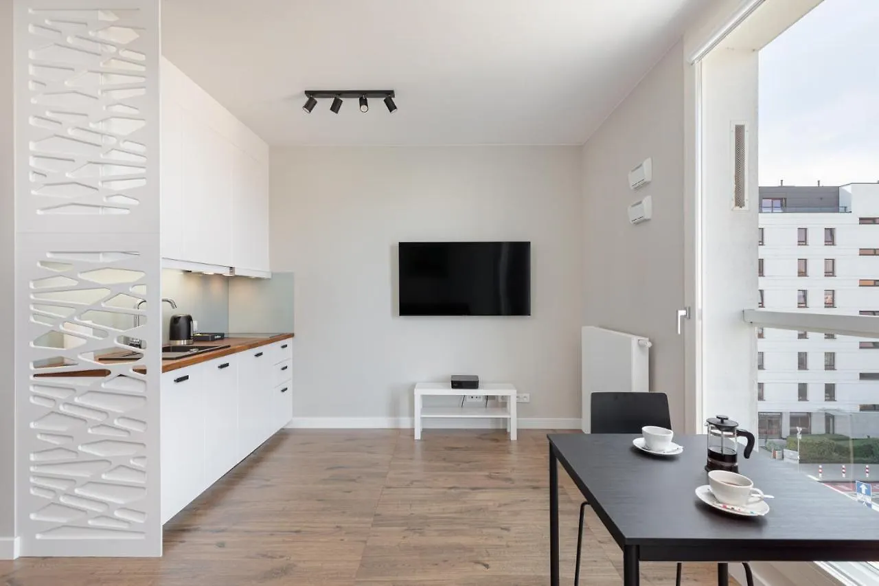 Rent Like Home - Bobrowiecka 10 Warsaw 0*,  Poland